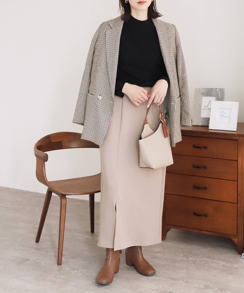 reca（レカ）の「スリットロング スカート（スカート・レディース・ブラック/パープル/マスタード/グレイッシュベージュ/テラコッタ/ピンク・M）」の14枚目の写真