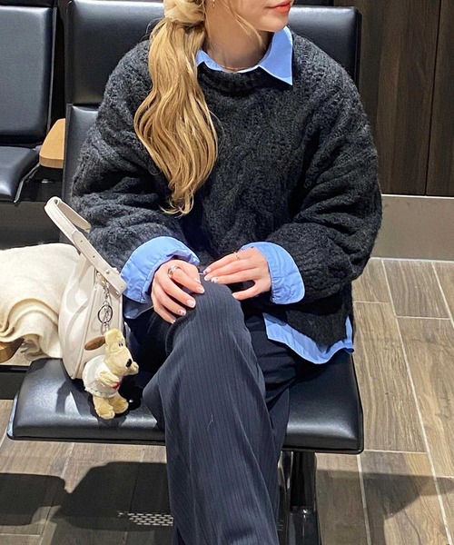 GeeRA(ジーラ)の「ケーブル編ボリュームニット(ニット/セーター・レディース・ベージュ/パープル/イエロー/チャコール・MEDIUM/LARGE/X-LARGE)」の9枚目の写真