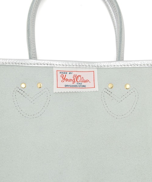 YOUNG&OLSEN The DRYGOODS STORE（ヤングアンドオルセン）の「【YOUNG&OLSEN】別注 EMBOSSED LEATHER TOTE S（ハンドバッグ・レディース・シルバー/ブルー系その他・FREE）」の14枚目の写真