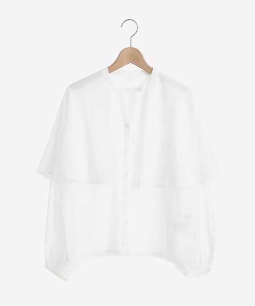 MAJESTIC LEGON（マジェスティックレゴン）の「クラシカルケープブラウス（シャツ/ブラウス・レディース・ブラック/ベージュ/オフホワイト・MEDIUM）」の2枚目の写真