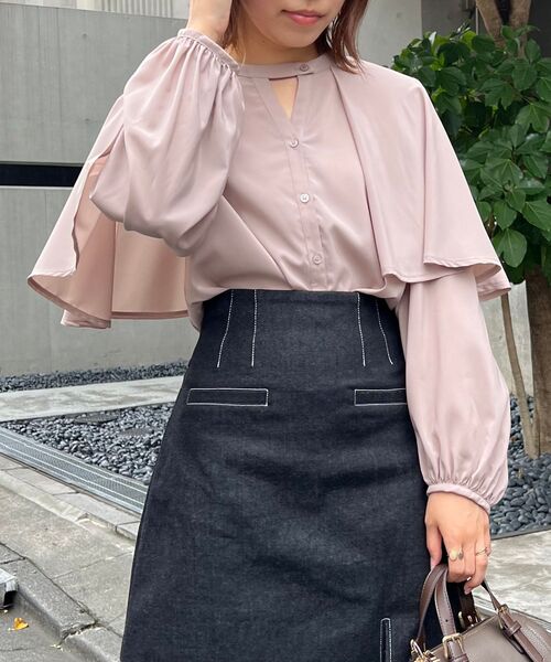 MAJESTIC LEGON（マジェスティックレゴン）の「クラシカルケープブラウス（シャツ/ブラウス・レディース・ブラック/ベージュ/オフホワイト・MEDIUM）」の18枚目の写真