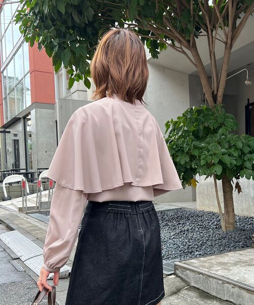 MAJESTIC LEGON（マジェスティックレゴン）の「クラシカルケープブラウス（シャツ/ブラウス・レディース・ブラック/ベージュ/オフホワイト・MEDIUM）」の20枚目の写真