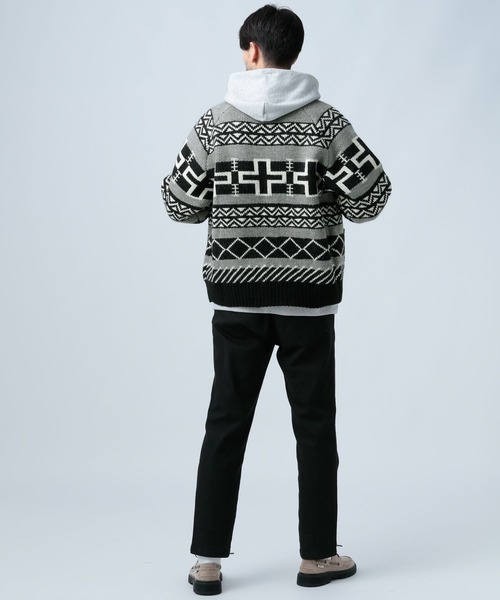 BAYFLOW(ベイフロー)の「ネイティブカウチンニット(ニット/セーター・メンズ・グレー/ブラック・MEDIUM/LARGE)」の14枚目の写真