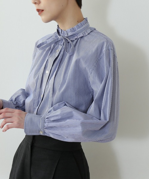 N.(N. Natural Beauty Basic)(エヌエヌナチュラルビューティーベーシック)の「◆リボンタイフリルシャツブラウス(シャツ/ブラウス・レディース・オフホワイト/ブルー/ストライプ・MEDIUM)」の6枚目の写真