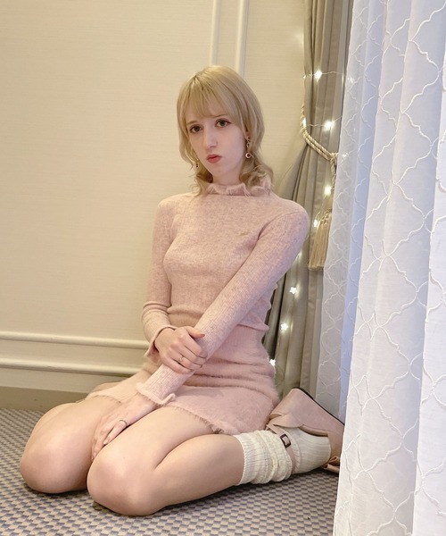 lilLilly(リルリリー)の「パステルカラータートルニット(ニット/セーター・レディース・ホワイト/ピンク/ブルー・FREE)」の3枚目の写真