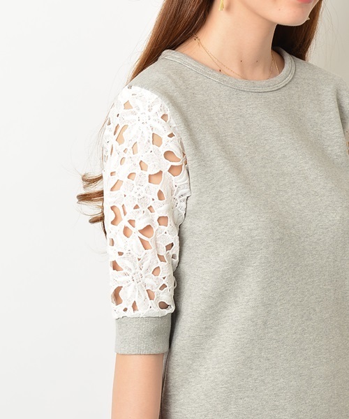 Khaju(カージュ)の「Khaju:レーススリーブスウェットワンピ②□(ワンピース・レディース・ライトグレー/ネイビー・ONE SIZE)」の3枚目の写真