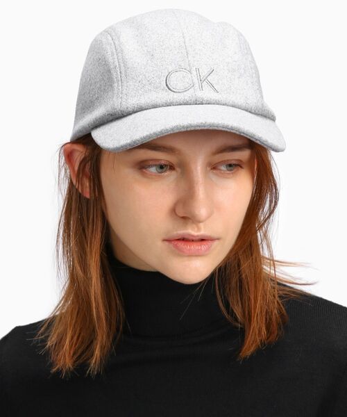 新品3.5万★カルバンクライン 秋冬 微光沢 ウールギャバジン ストライプ スラックスW92★薄灰 LM0002 1点物 Calvin Klein（カルバン・クライン）の「ニュートラルウールキャップ
