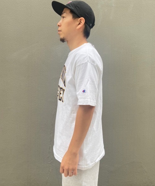 Champion(チャンピオン)の「Champion/チャンピオン T-1011 SHORT SLEEVE T-SHIRT ショートスリーブティーシャツ BERKELEY C5-X304(Tシャツ/カットソー・メンズ・ホワイト/ネイビー・M/L/XL)」の5枚目の写真