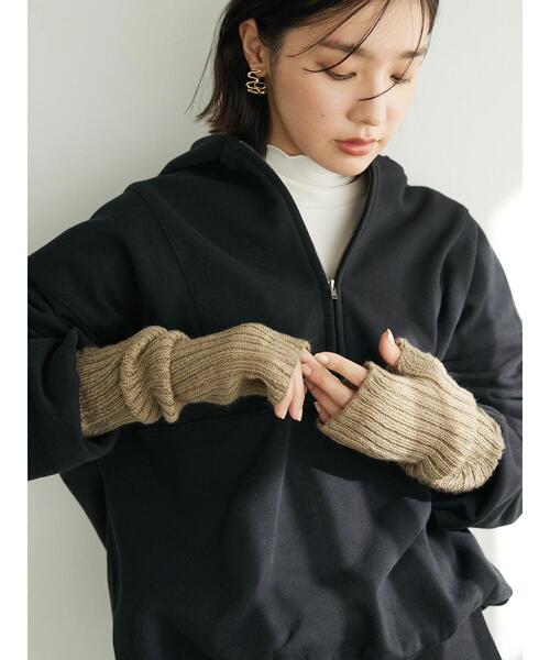 Green　Parks（グリーンパークス）の「・リブアミアームウォーマー（アームカバー・レディース・ブラック/グレイッシュベージュ/グリーン/アイボリー・FREE）」の8枚目の写真