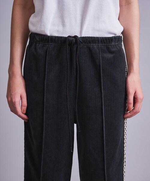 MONKEY TIME（モンキータイム）の「＜monkey time＞ VELOUR SIDE LACE TRACK PANTS/パンツ（その他パンツ・メンズ・ブラック/ダークグレー・XS）」の15枚目の写真