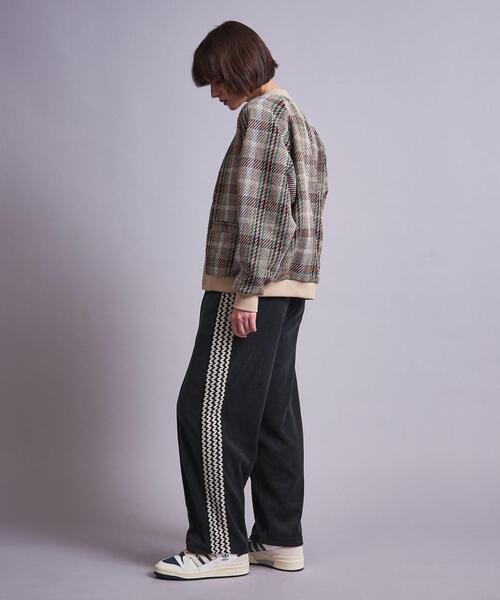 MONKEY TIME（モンキータイム）の「＜monkey time＞ VELOUR SIDE LACE TRACK PANTS/パンツ（その他パンツ・メンズ・ブラック/ダークグレー・XS）」の22枚目の写真