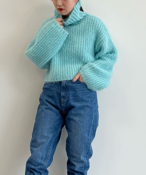 Petit fleur(プチフルール)の「・Petit Fleur モヘア風ショートニット(ニット/セーター・レディース・ピンク/ベージュ/ブルー・FREE)」の1枚目の写真