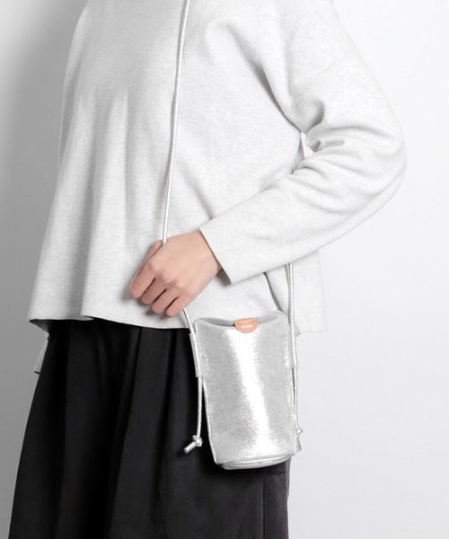 【BEAURE/ビュレ】牛革 レザーヌメ革 ロゴ スマホショルダー ケース（ショルダーバッグ）｜Beau're（ヴュレ）