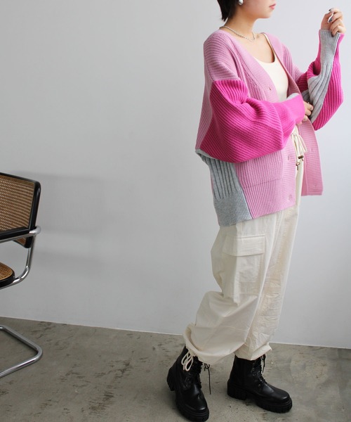 GeeRA（ジーラ）の「前後2WAYブロック配色ニット（カーディガン/ボレロ・レディース・ブルー/ピンク/グレー・MEDIUM/LARGE）」の18枚目の写真