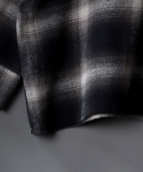 SITRY(シトリー)の「Oversize ombre check work shirt/オーバーサイズ オンブレ チェック ワークシャツ(シャツ/ブラウス・メンズ・ブラック/ネイビー/ブラウン・M/L/XL)」の12枚目の写真