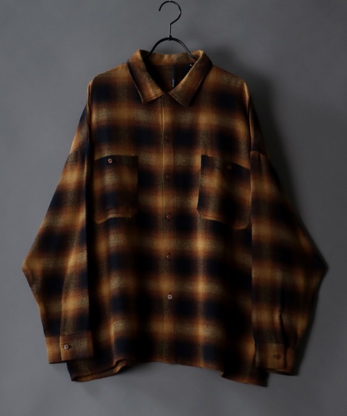 SITRY(シトリー)の「Oversize ombre check work shirt/オーバーサイズ オンブレ チェック ワークシャツ(シャツ/ブラウス・メンズ・ブラック/ネイビー/ブラウン・M/L/XL)」の10枚目の写真
