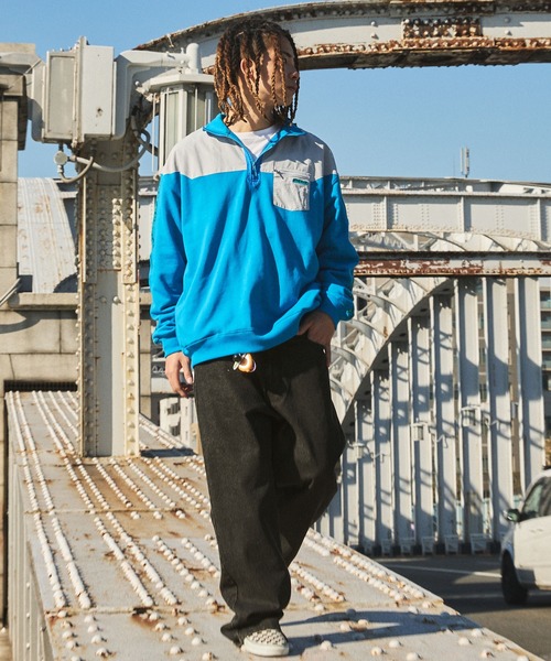 NYUDROP（ニュードロップ）の「【NYUDROP】GRAFFITI LOGO WIDE DENIM PANTS/グラフィックロゴ刺繍 ワイドデニムパンツ（デニムパンツ・メンズ・ライトインディゴブルー/ブラック・M/L/XL）」の9枚目の写真