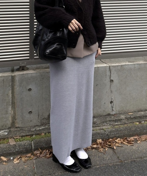 nissen（ニッセン）の「【低身長/高身長サイズ有】セルフカット　リブＩラインスカート（スカート・レディース・モカ/テラコッタ/ブラック/マスタード/ライトベージュ/ラベンダー/グリーン/チャコールグレー/杢グレー/ブラウン・M/L/LL/S/3L/PSS/PS/PM/PL/TM/TL/TLL/T3L/T4L/T5L）」の19枚目の写真