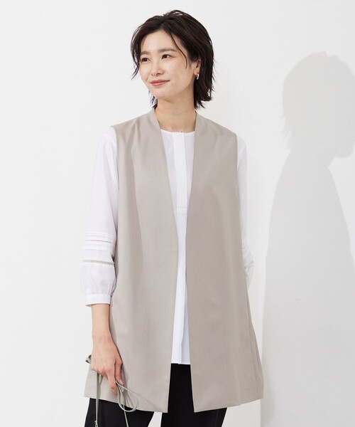 J.PRESS Ladies(J.プレス レディス)の「【セットアップ対応・洗える・UVケア・速乾】 OXIJEWELストレッチ ジレ(その他アウター・レディース・ベージュ系/ネイビー系/ライトグレー系・XS)」の2枚目の写真