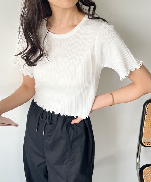 CLEA（クレア）の「裾メロウリブショート半袖トップス（Tシャツ/カットソー・レディース・ホワイト/グリーン/イエロー/ブラック・FREE）」の2枚目の写真