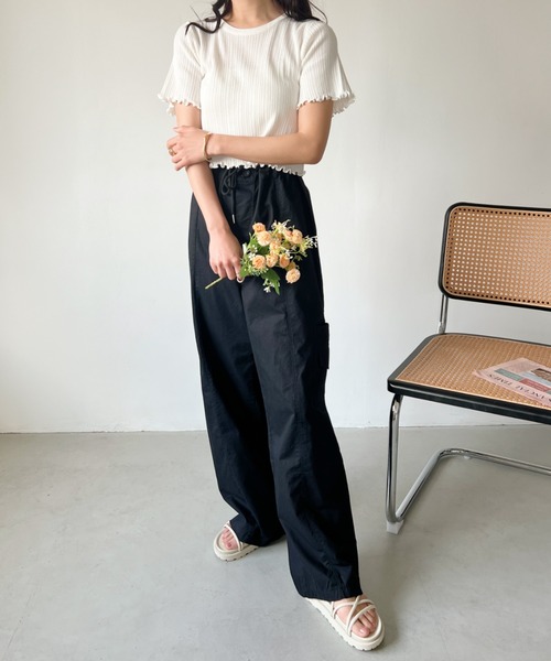 CLEA（クレア）の「裾メロウリブショート半袖トップス（Tシャツ/カットソー・レディース・ホワイト/グリーン/イエロー/ブラック・FREE）」の5枚目の写真