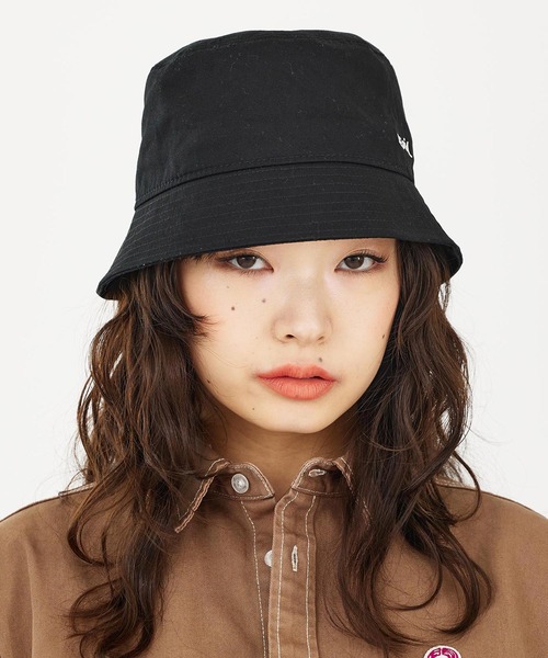 X-girl(エックスガール)の「BASIC BUCKET HAT(ハット・レディース・ブラック/オリーブ/ホワイト/ベージュ・ONE SIZE)」の10枚目の写真