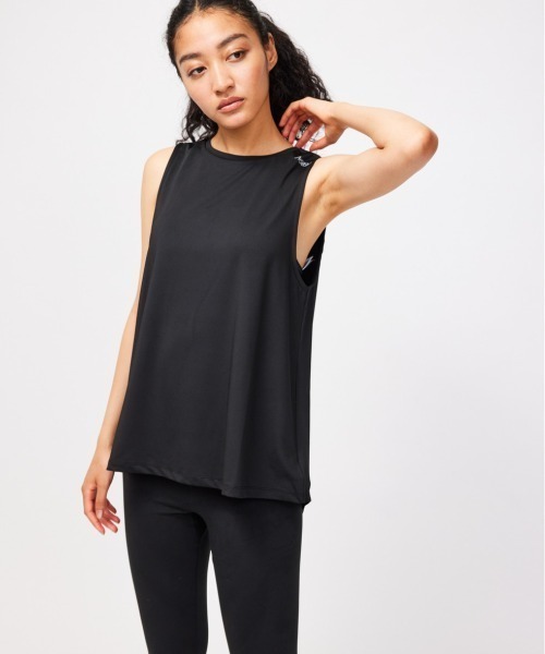 NERGY（ナージー）の「【吸水速乾】メッシュ切替タンクトップ（タンクトップ・レディース・チャコールグレー/ブラック/ホワイト/ピンク/サックスブルー・FREE）」の3枚目の写真