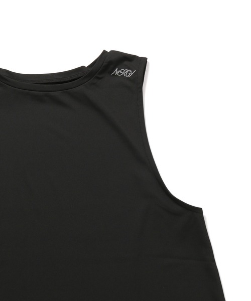 NERGY（ナージー）の「【吸水速乾】メッシュ切替タンクトップ（タンクトップ・レディース・チャコールグレー/ブラック/ホワイト/ピンク/サックスブルー・FREE）」の9枚目の写真