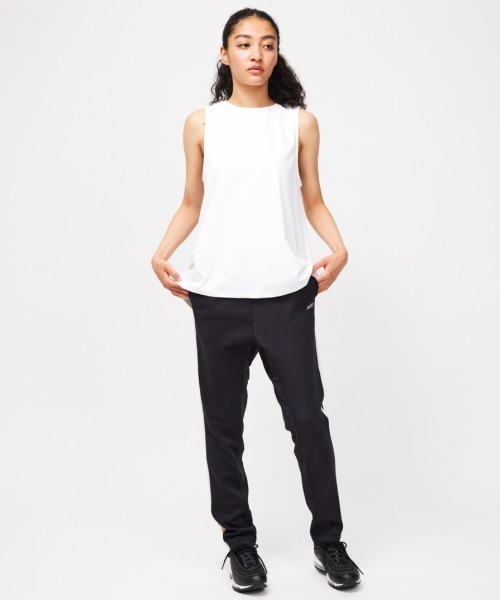 NERGY（ナージー）の「【吸水速乾】メッシュ切替タンクトップ（タンクトップ・レディース・チャコールグレー/ブラック/ホワイト/ピンク/サックスブルー・FREE）」の20枚目の写真