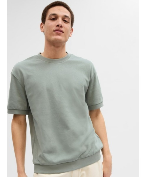 GAP(ギャップ)の「フレンチテリークルーネックスウェット(ユニセックス)(スウェット・メンズ・ブラック系その他/グレー/ネイビー/ベージュ/グリーン/ホワイト・XS/M/L/S/XL)」の5枚目の写真