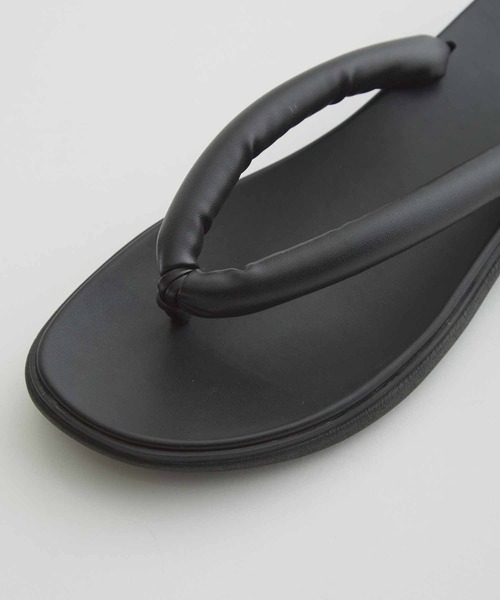 ADAM ET ROPE'（アダムエロペ）の「シンセティックレザーサンダル（サンダル・メンズ・ブラック・41/42/43）」の9枚目の写真