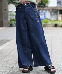 シンボル刺繍デニム　パンツ