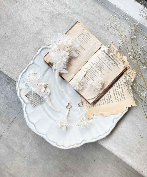 m.soeur(エムスール)の「かすみ草と撫子のブーケコサージュ(ブローチ/コサージュ・レディース・ホワイト・FREE)」の7枚目の写真