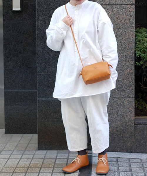 CLEDRAN（クレドラン）の「【本革】CL3542 TANTE PURSE SHOULDER コンパクト ポシェット（ショルダーバッグ・レディース・ブルーグレー/キャメル/ブラック/グリーン系その他/ブラウン/ダークベージュ・FREE）」の19枚目の写真