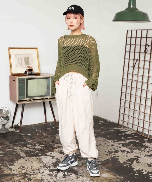 PBLIM（ページボーイリム）の「PAGEBOYLIM/ザックリメッシュプル（ニット/セーター・レディース・ブラック/カーキ/クリーム・FREE）」の19枚目の写真