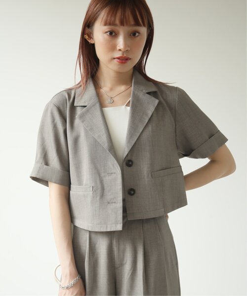 RAY CASSIN（レイカズン）の「麻調フェザーストレッチショート