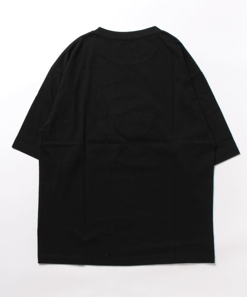 JUGLANS(ユグランス)の「RINGS スケボーおじさんTEE(Tシャツ/カットソー・メンズ・ブラック/オフホワイト/イエロー・M/L)」の4枚目の写真
