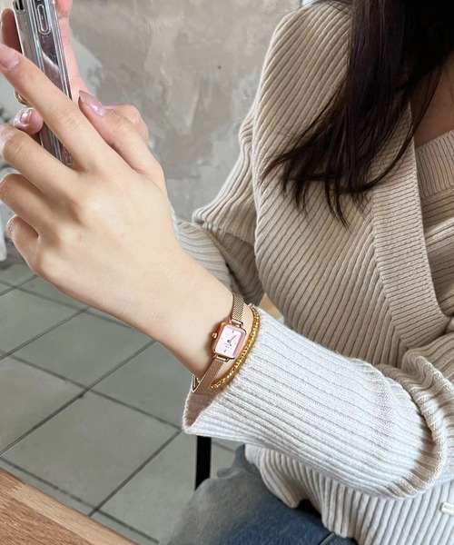 ブランドおすすめ！ Quadro Mini 15x18mm レトロなキューブ型