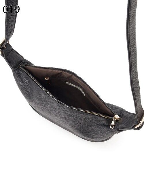 SHOO・LA・RUE（シューラルー）の「◆ハーフムーンワンショルダーバッグ（ショルダーバッグ・レディース・キャメル/グレー/ブラック/ブルー/アイボリー/オレンジ・00）」の14枚目の写真