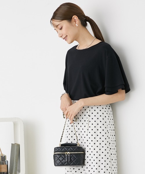 nissen（ニッセン）の「ゆるっと落ち感　袖フリルトップス（Tシャツ/カットソー・レディース・マスタード/テラコッタ/ネイビー/ブラック/グレイッシュベージュ/カーキ/ブルー/ピンク/ライム・LL/L/S/M）」の13枚目の写真