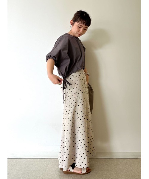 ELENCARE DUE(エレンカーレデュエ)の「・ELENCARE DUEドルマンショートプルオーバー(Tシャツ/カットソー・レディース・チャコールグレー/オフホワイト/ブラック・FREE)」の6枚目の写真