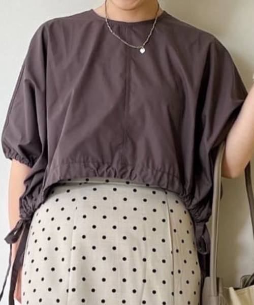 ELENCARE DUE(エレンカーレデュエ)の「・ELENCARE DUEドルマンショートプルオーバー(Tシャツ/カットソー・レディース・チャコールグレー/オフホワイト/ブラック・FREE)」の4枚目の写真