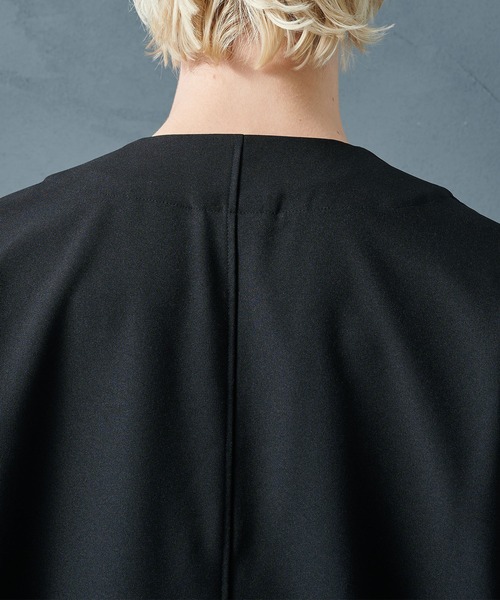 STUDIOUS（ステュディオス）の「【PUBLIC TOKYO/パブリックトウキョウ】GRクロスノーカラージャケット（ノーカラージャケット・メンズ・ベージュ/ダークグレー/ブラック・1/2/3）」の16枚目の写真