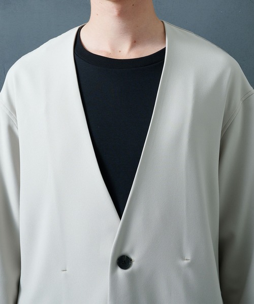 STUDIOUS（ステュディオス）の「【PUBLIC TOKYO/パブリックトウキョウ】GRクロスノーカラージャケット（ノーカラージャケット・メンズ・ベージュ/ダークグレー/ブラック・1/2/3）」の18枚目の写真