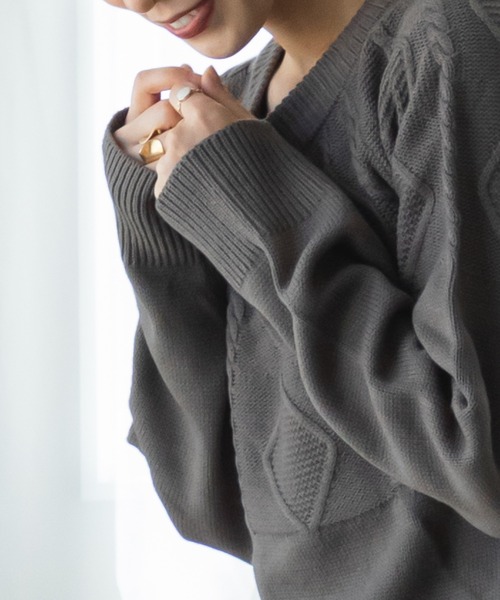 pairmanon(ペアマノン)の「【かぞくおそろい】【大人ユニセックス】ニット 求心柄 ケーブル編み プルオーバー(ニット/セーター・レディース・ベージュ/チャコールグレー/アイボリー/ブラウン・L/M)」の7枚目の写真