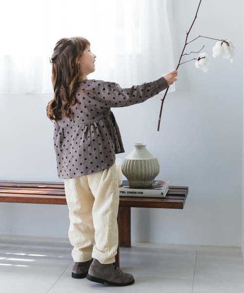 pairmanon(ペアマノン)の「コーデュロイ リラックス パンツ(その他パンツ・キッズ・カーキ/アイボリー/グレー/ブラウン/ネイビー/ブラック/ラベンダー/レッド系その他/ベージュ/テラコッタ・120/100/150/130/110/90/140)」の17枚目の写真