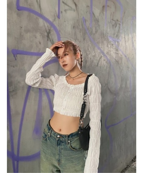 LAGUA GEM（ラグアジェム）の「2WAY WRINKLE トップス（シャツ/ブラウス・レディース・ブラック/ホワイト・FREE）」の21枚目の写真