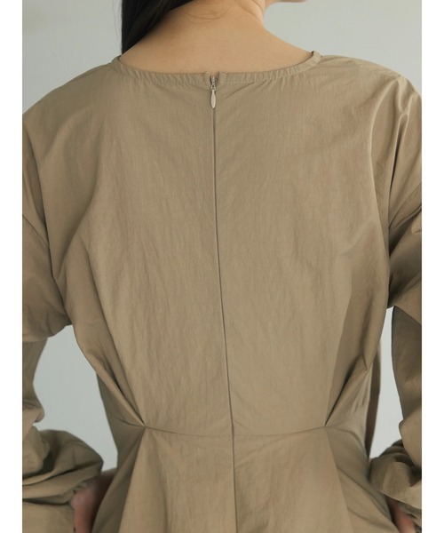 armonia（アルモニーア）の「a.　ウエストタックワンピース（ワンピース・レディース・ブルー/ブラック/ベージュ・FREE）」の12枚目の写真