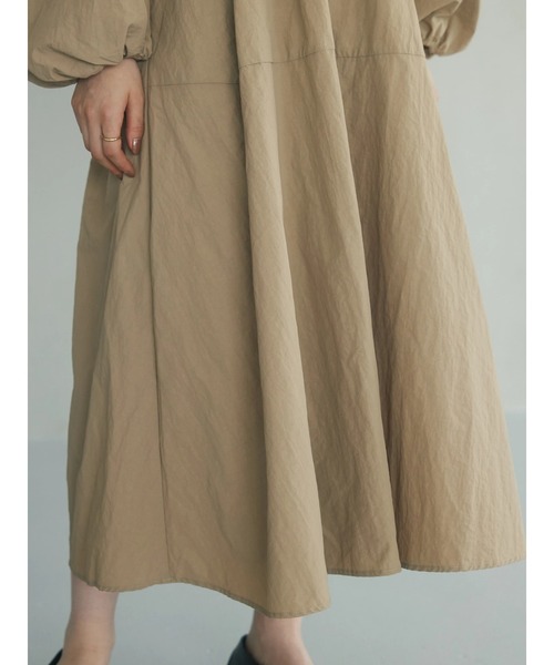 armonia（アルモニーア）の「a.　ウエストタックワンピース（ワンピース・レディース・ブルー/ブラック/ベージュ・FREE）」の14枚目の写真