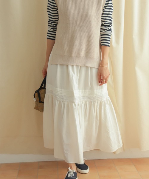 URBAN RESEARCH DOORS（アーバンリサーチドアーズ）の「コットンレーヨンレース切替スカート（スカート・レディース・オフホワイト/ブラック・MEDIUM）」の7枚目の写真